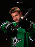 Valeri "Val" Nichushkin