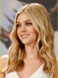 Tatum Nate Matthews (Nicola Peltz)